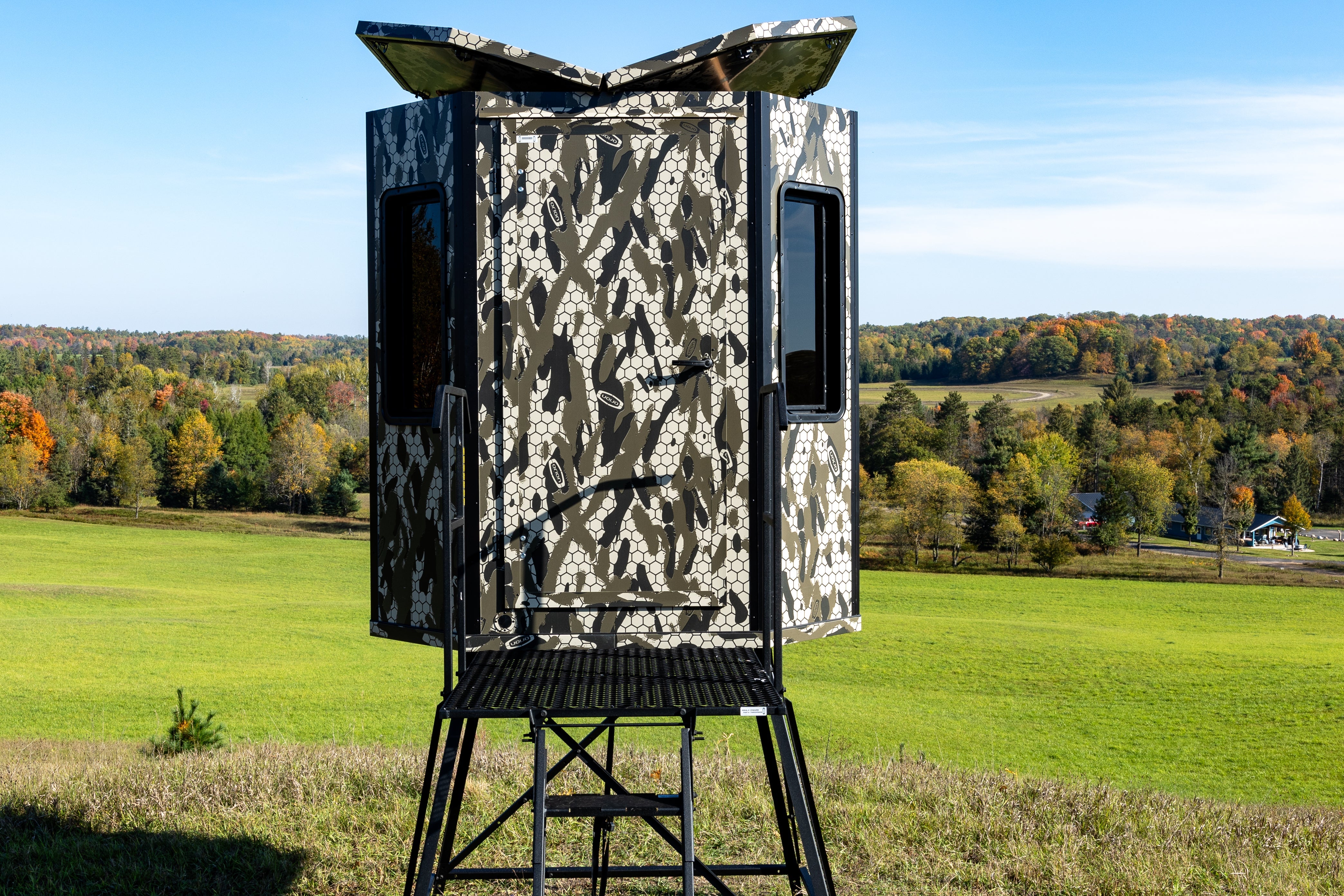 Orion 68T - Modular Deer Hunting Blind with Tinted Windows