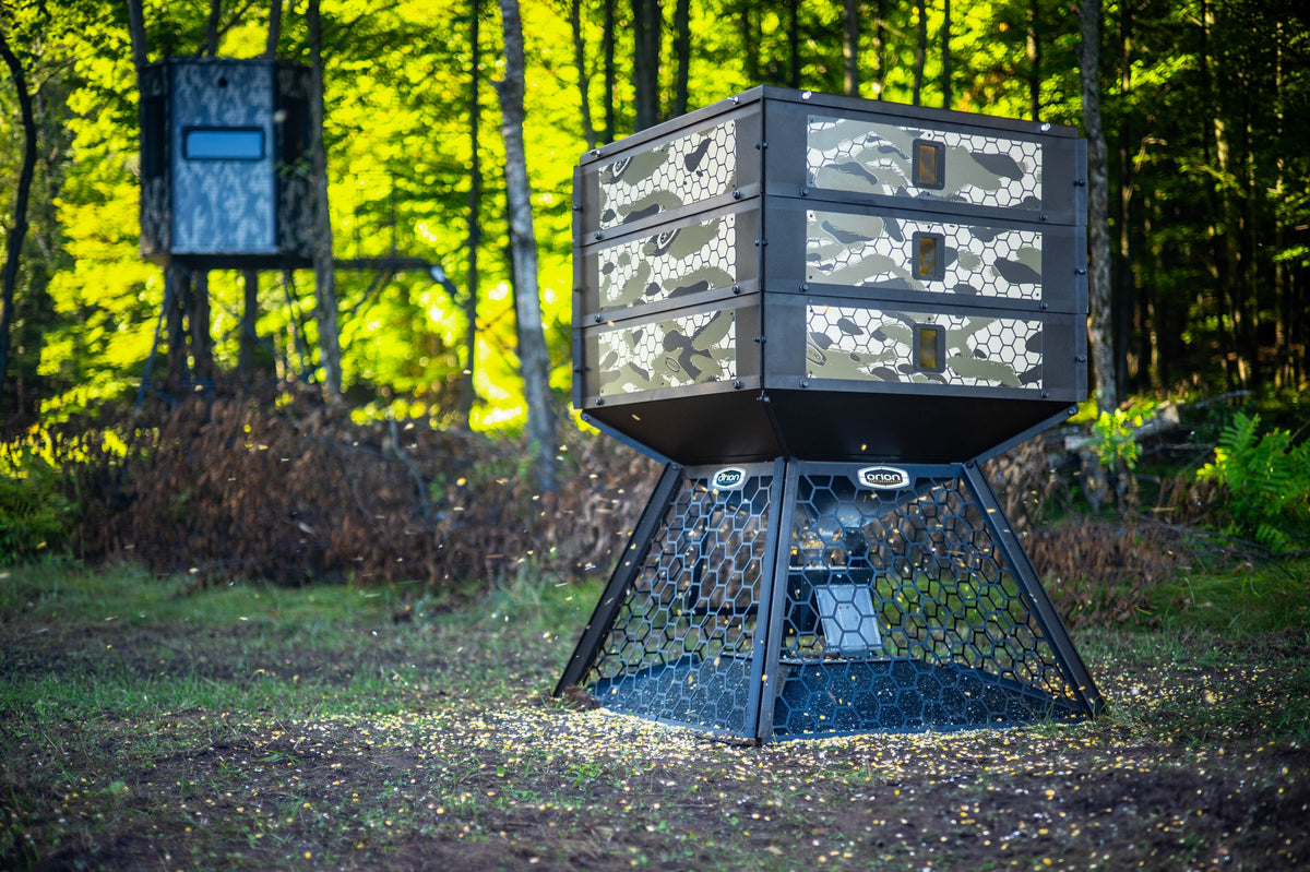 Modular Stand and Fill Deer Feeders Hunt Orion